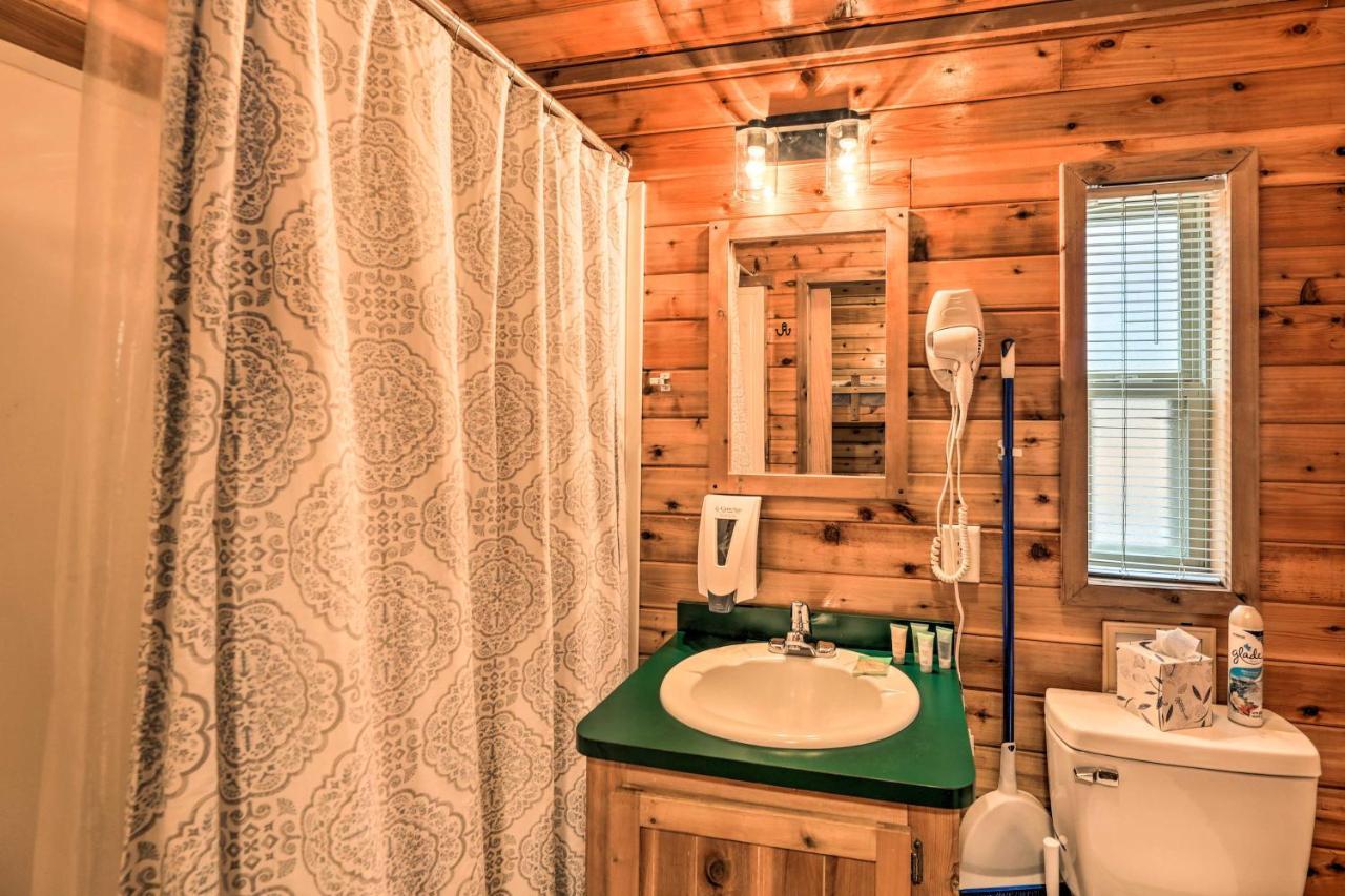 Charming New Bern Log Cabin - Pets Welcome! Esterno foto